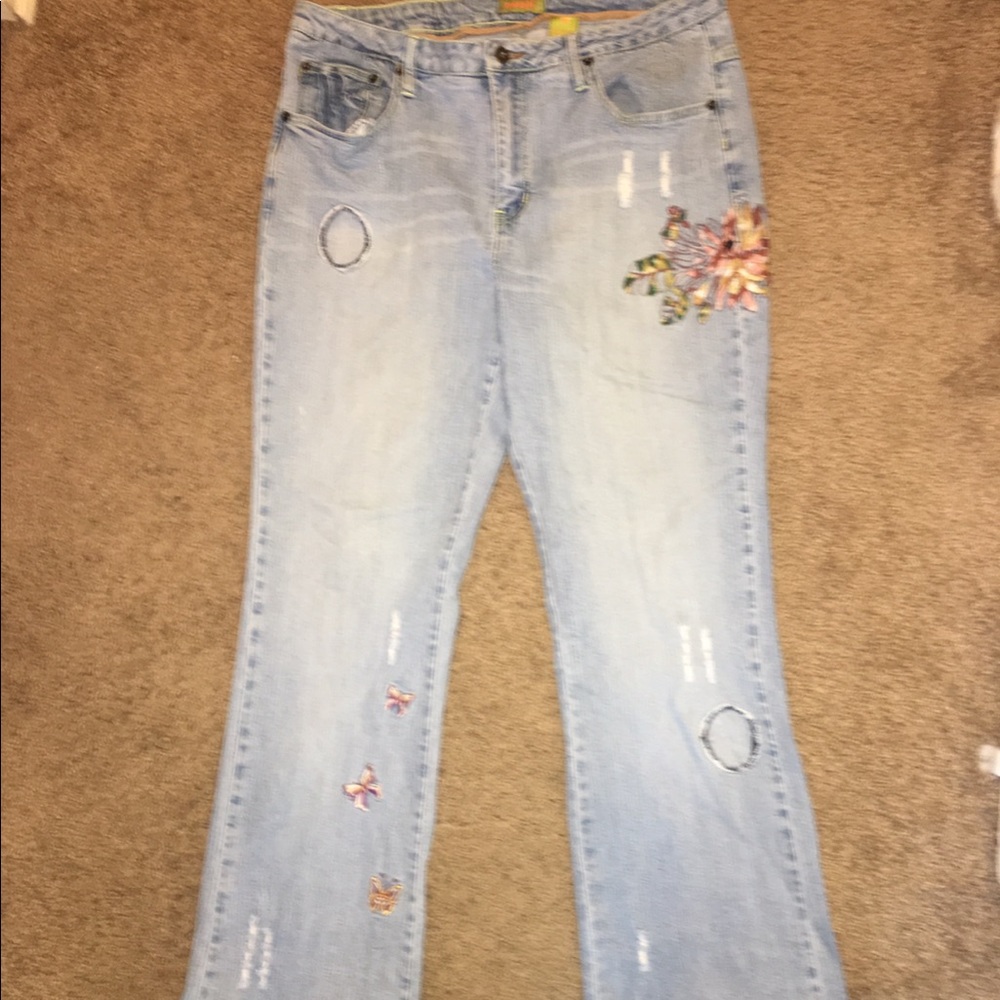 Zanadi Rockabilly Floral Embroidered Jeans! 1X 16